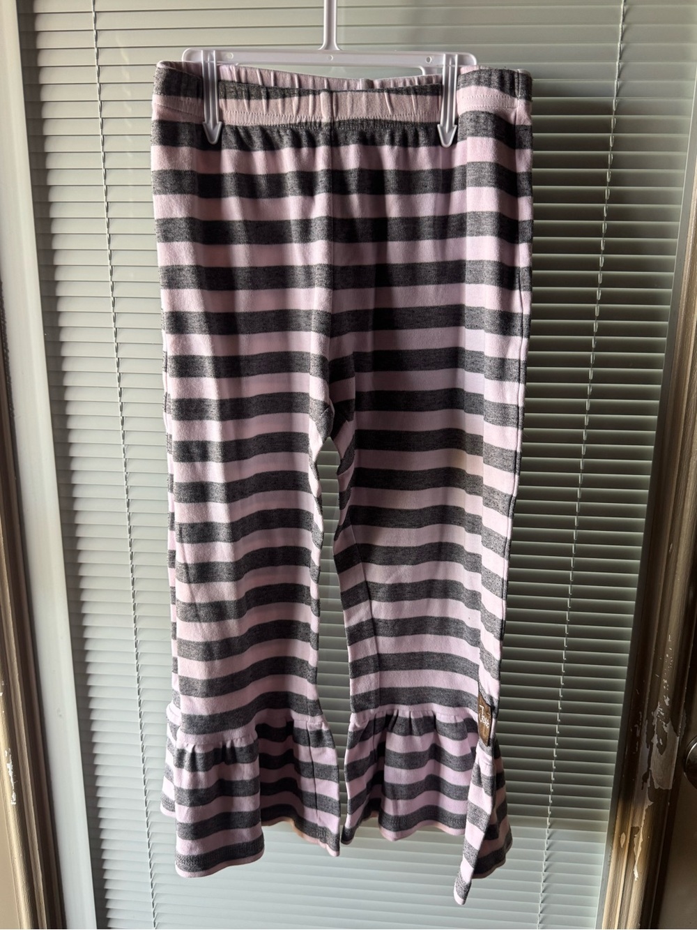Matilda Jane Pink Gray Striped Ruffle Hem Knit Pants Girls Size 6